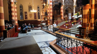 Obraz zawieraj�cy tekst

Opis wygenerowany automatycznie