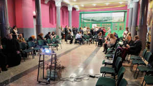 Obraz zawieraj�cy tekst, wewn�trz

Opis wygenerowany automatycznie