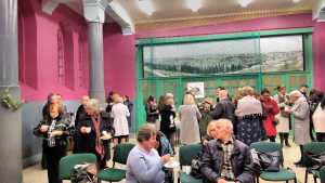 Obraz zawieraj�cy osoba

Opis wygenerowany automatycznie