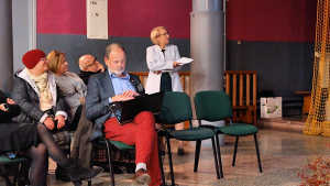 Obraz zawieraj�cy pod�o�e, wewn�trz, kilka

Opis wygenerowany automatycznie