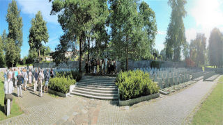 Obraz zawieraj�cy na wolnym powietrzu, drzewo, niebo, panorama

Opis wygenerowany automatycznie