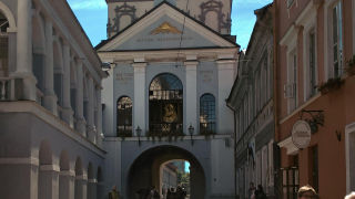 Obraz zawieraj�cy na wolnym powietrzu, niebo, miasto, Architektura �redniowieczna

Opis wygenerowany automatycznie