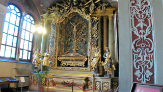 Obraz zawieraj�cy w pomieszczeniu, �wi�te miejsca, miejsce mod��w, kaplica

Opis wygenerowany automatycznie