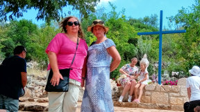 Obraz zawieraj�cy drzewo, zewn�trzne, osoba, ryba

Opis wygenerowany automatycznie