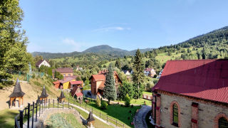 Obraz zawieraj�cy na wolnym powietrzu, drzewo, trawa, niebo

Opis wygenerowany automatycznie