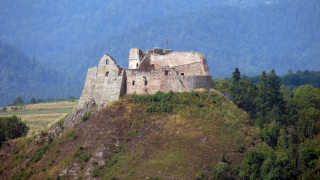 Obraz zawieraj�cy g�ra, zewn�trzne, przyroda, zbocze

Opis wygenerowany automatycznie