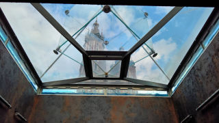 Obraz zawieraj�cy wewn�trz, okno

Opis wygenerowany automatycznie