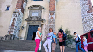 Obraz zawieraj�cy budynek, zewn�trzne

Opis wygenerowany automatycznie