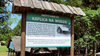 Obraz zawieraj�cy tekst, drzewo, zewn�trzne, znak

Opis wygenerowany automatycznie