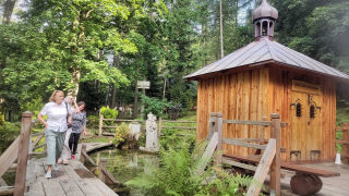 Obraz zawieraj�cy na wolnym powietrzu, drzewo, ro�lina, drewniany

Zawarto�� wygenerowana przez AI mo�e by� niepoprawna.