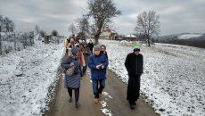 Obraz zawieraj�cy zewn�trzne, niebo, pod�o�e, �nieg

Opis wygenerowany automatycznie